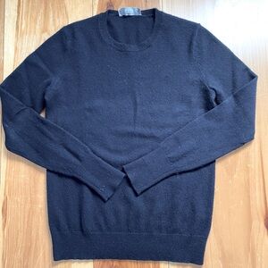 Everlane black cashmere crew size small